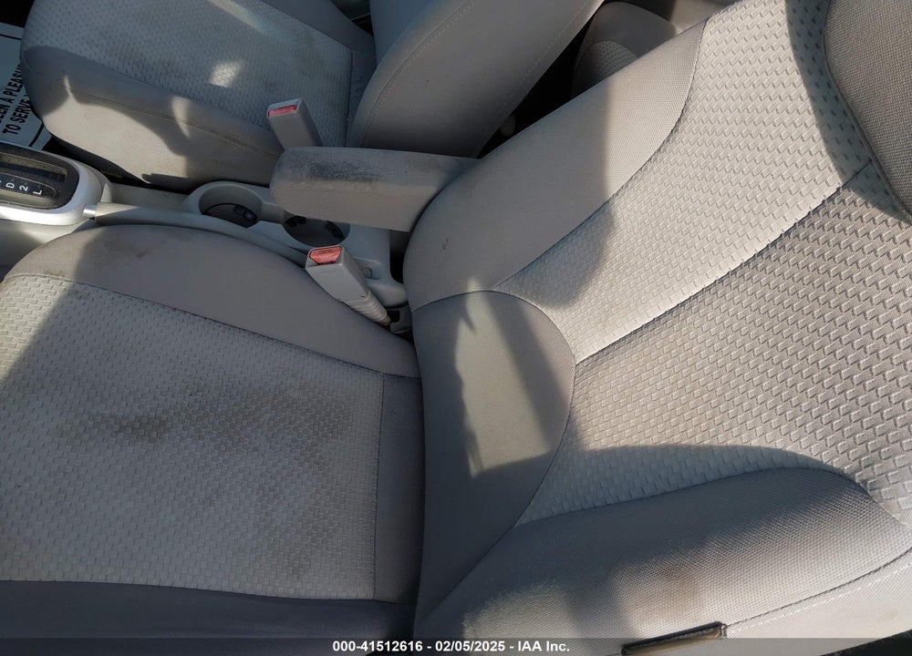 2008 HYUNDAI ACCENT SE VIN: KMHCN36C38U065748