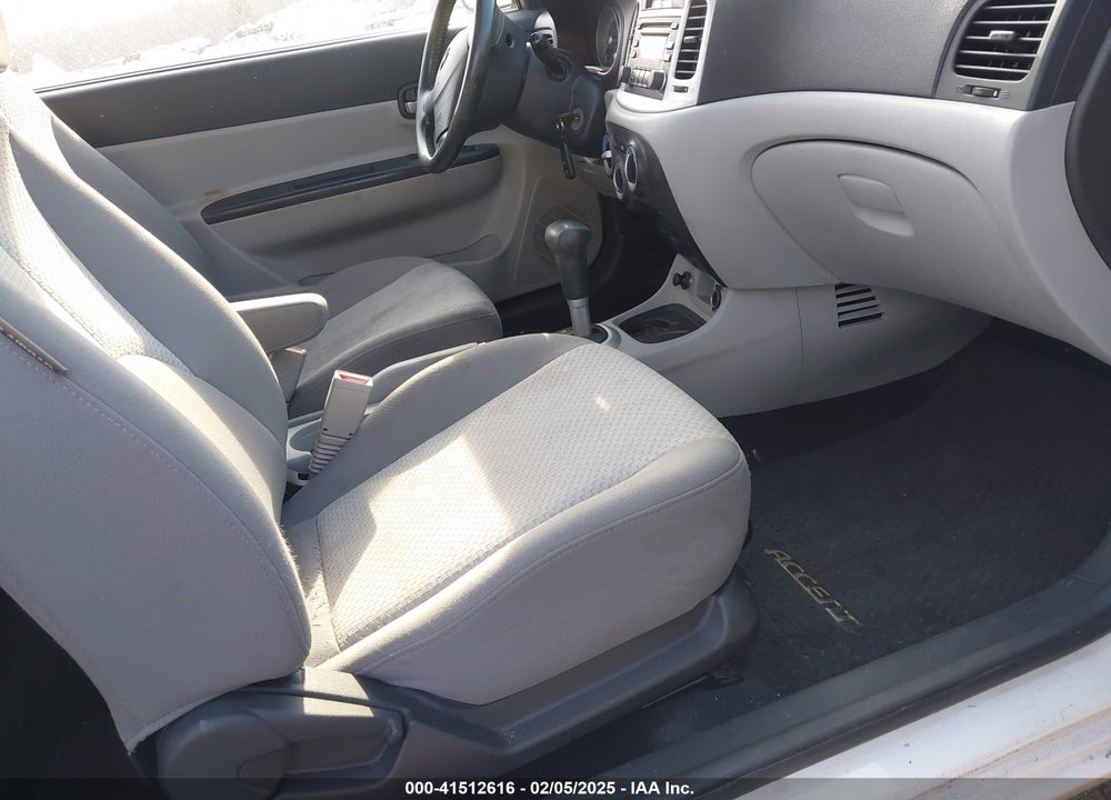 2008 HYUNDAI ACCENT SE VIN: KMHCN36C38U065748