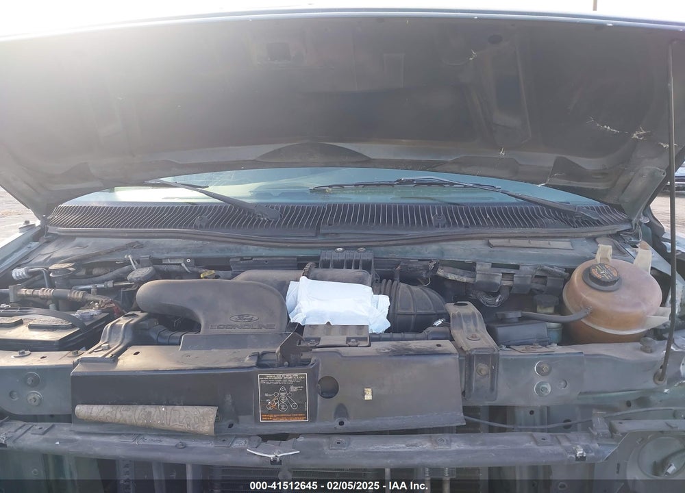 2000 FORD E-150 XL/XLT VIN: 1FMRE11W4YHB29790