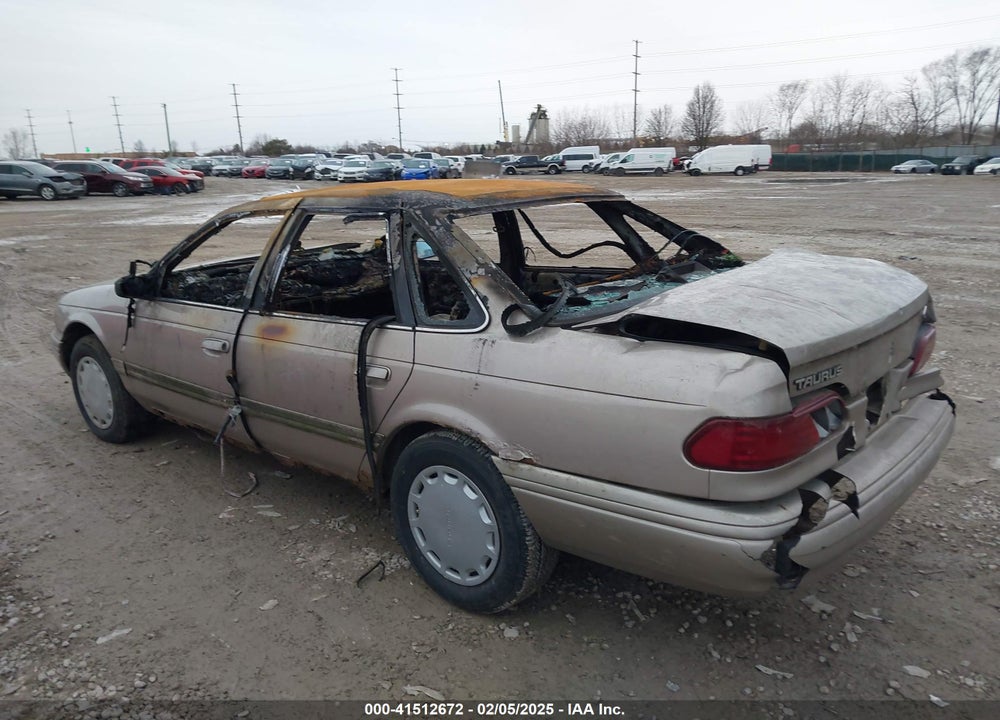 1994 FORD TAURUS VIN: 1FALP52U6RA258445