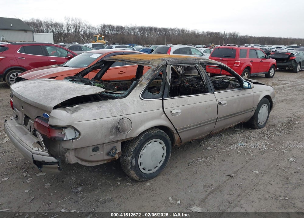 1994 FORD TAURUS VIN: 1FALP52U6RA258445