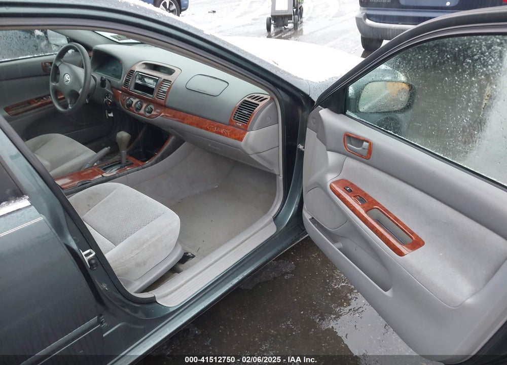 2003 TOYOTA CAMRY LE V6 VIN: 4T1BF32K83U563975