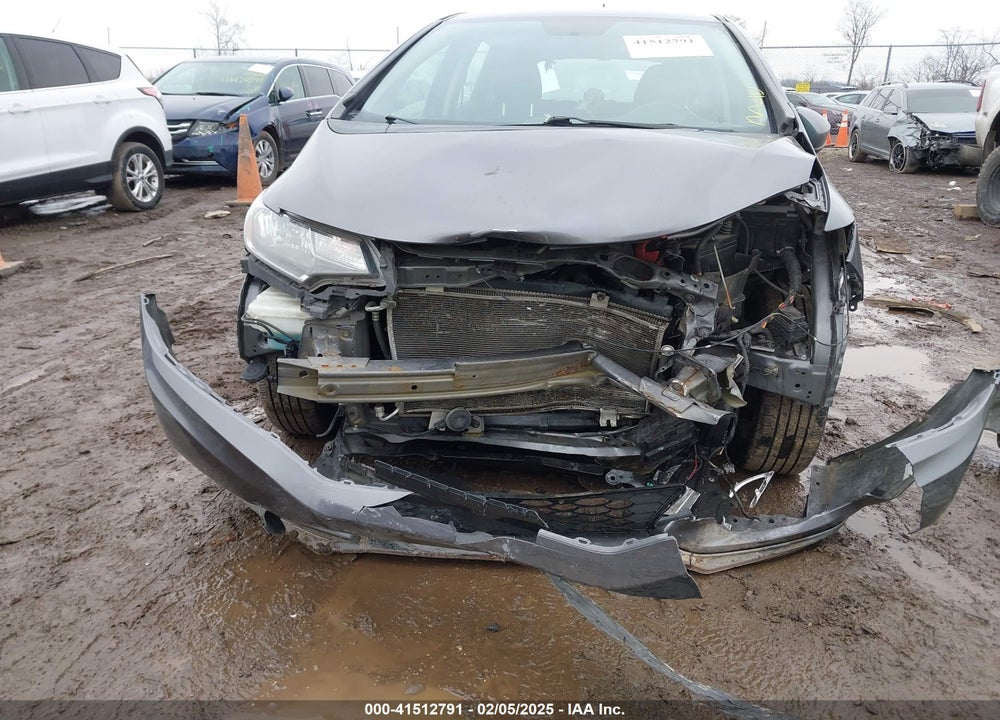 2018 HONDA FIT VIN: 3HGGK5H67JM707952