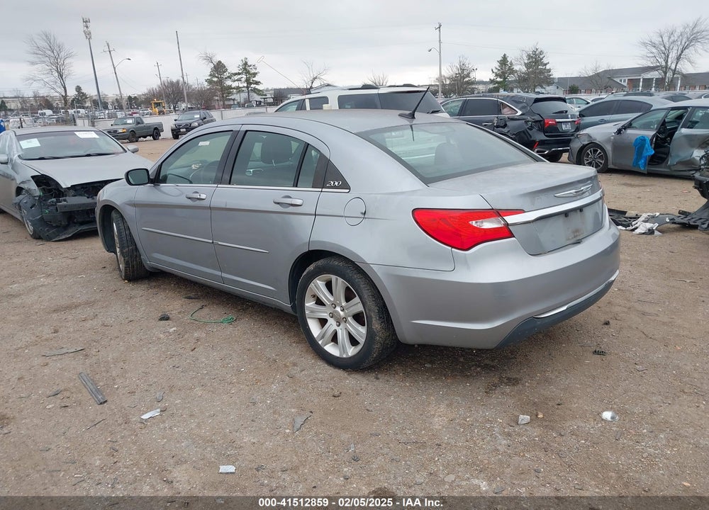 2013 CHRYSLER 200 VIN: 1C3CCBBB0DN732088