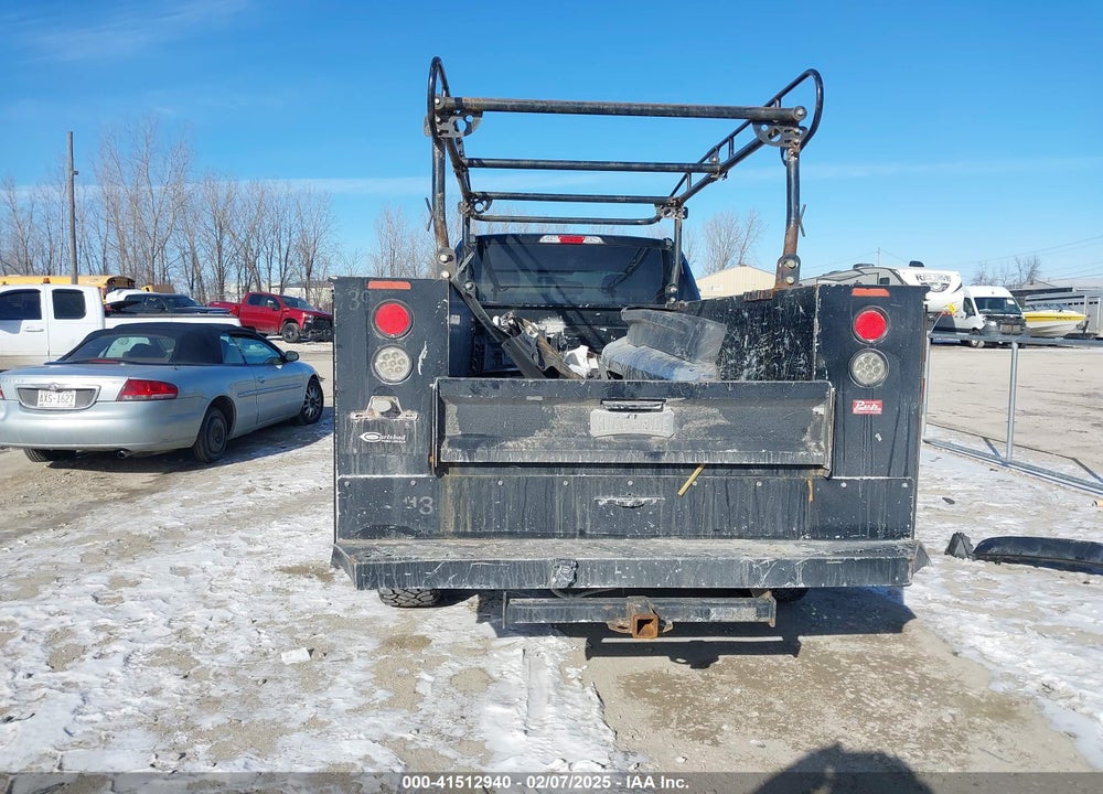 2017 FORD F-350 CHASSIS VIN: 1FD7W3FT2HEE82917
