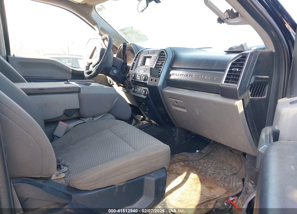 2017 FORD F-350 CHASSIS VIN: 1FD7W3FT2HEE82917