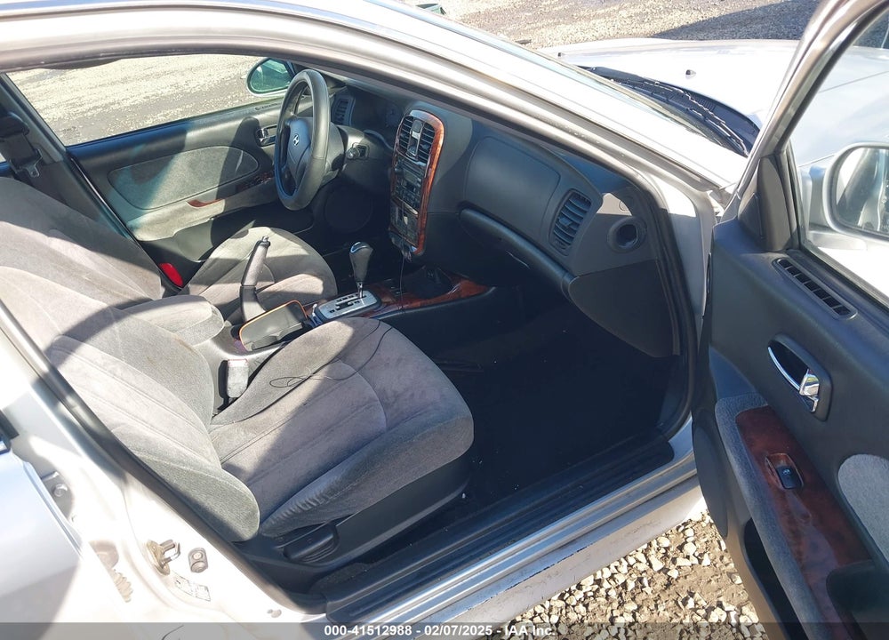 2005 HYUNDAI SONATA GLS/LX VIN: KMHWF35H15A175265