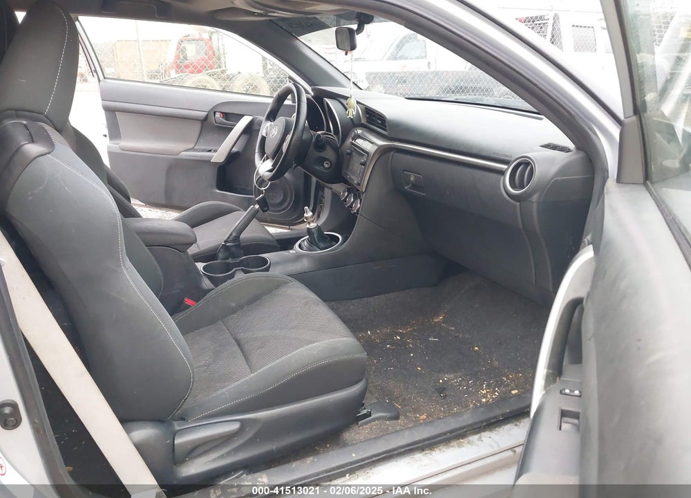 2014 TOYOTA SCION TC VIN: JTKJF5C73E3075699