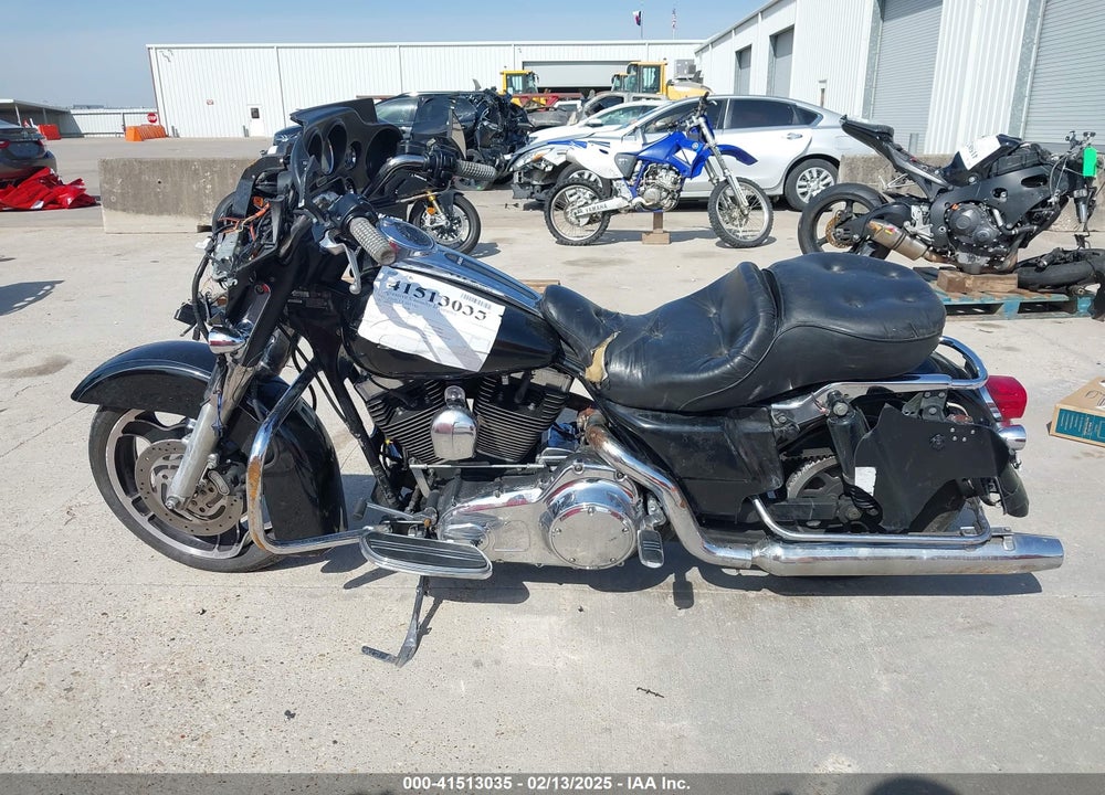 2007 HARLEY-DAVIDSON FLHX VIN: 1HD1KB4177Y668188