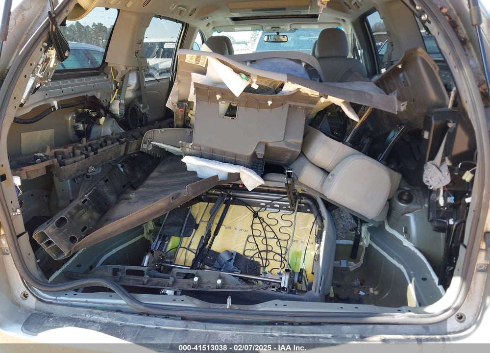 2016 TOYOTA SIENNA XLE PREMIUM 8 PASSENGER VIN: 5TDYK3DC4GS739785