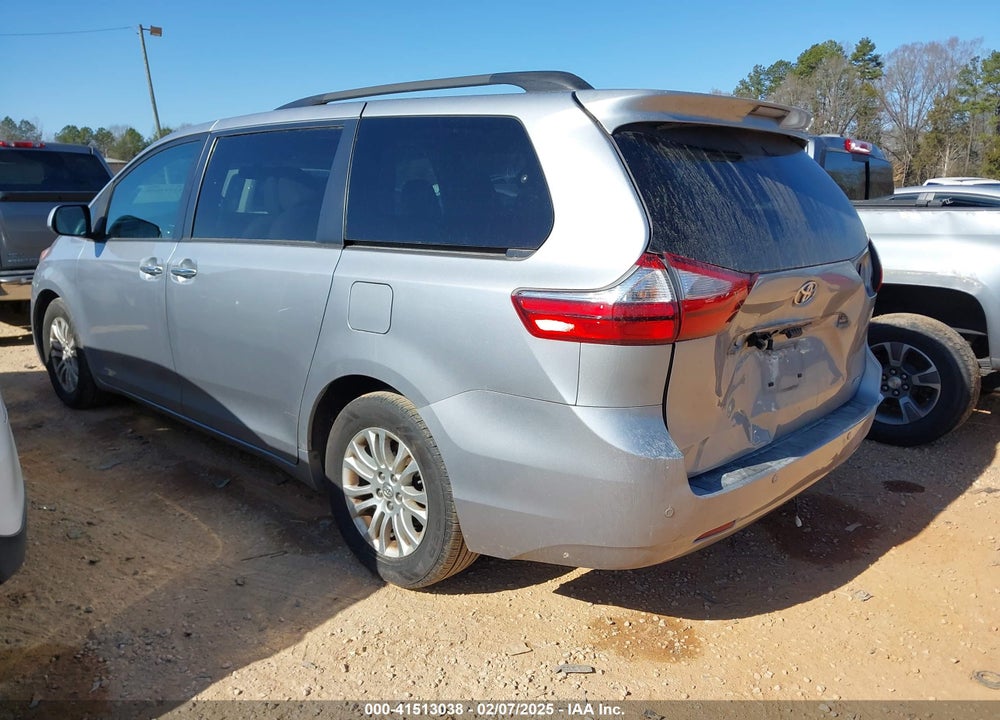 2016 TOYOTA SIENNA XLE PREMIUM 8 PASSENGER VIN: 5TDYK3DC4GS739785