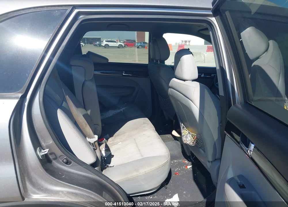 2012 KIA SORENTO VIN: 5XYKT4A20CG216789