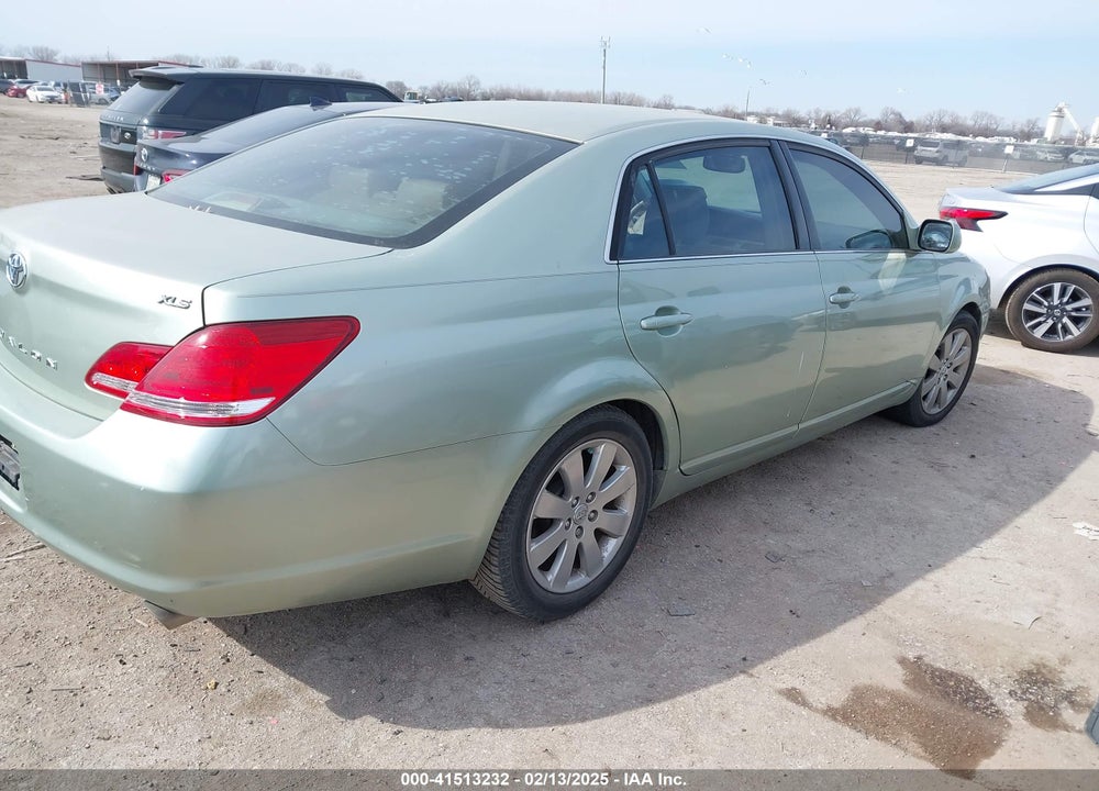 2005 TOYOTA AVALON XLS VIN: 4T1BK36B65U055870