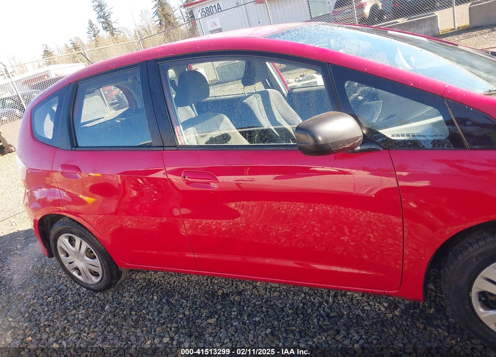 2009 HONDA FIT VIN: JHMGE88229S073715