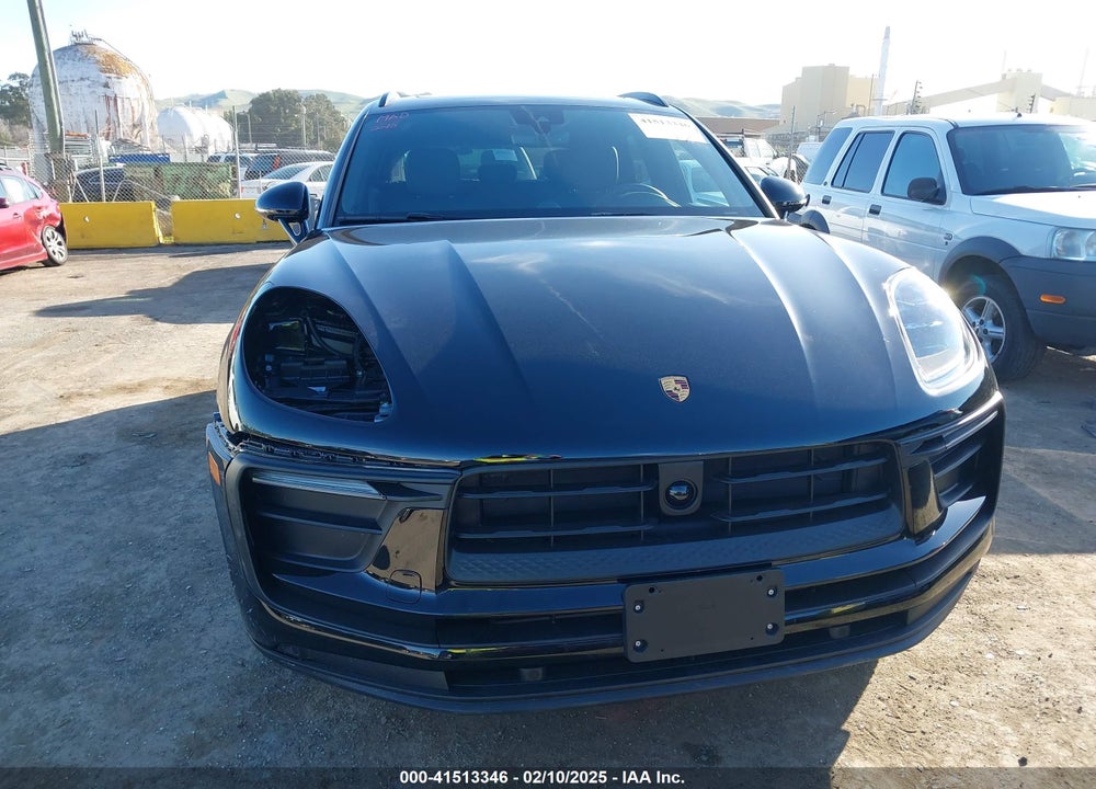 2024 PORSCHE MACAN BASE (PDK)/T VIN: WP1AA2A55RLB19440