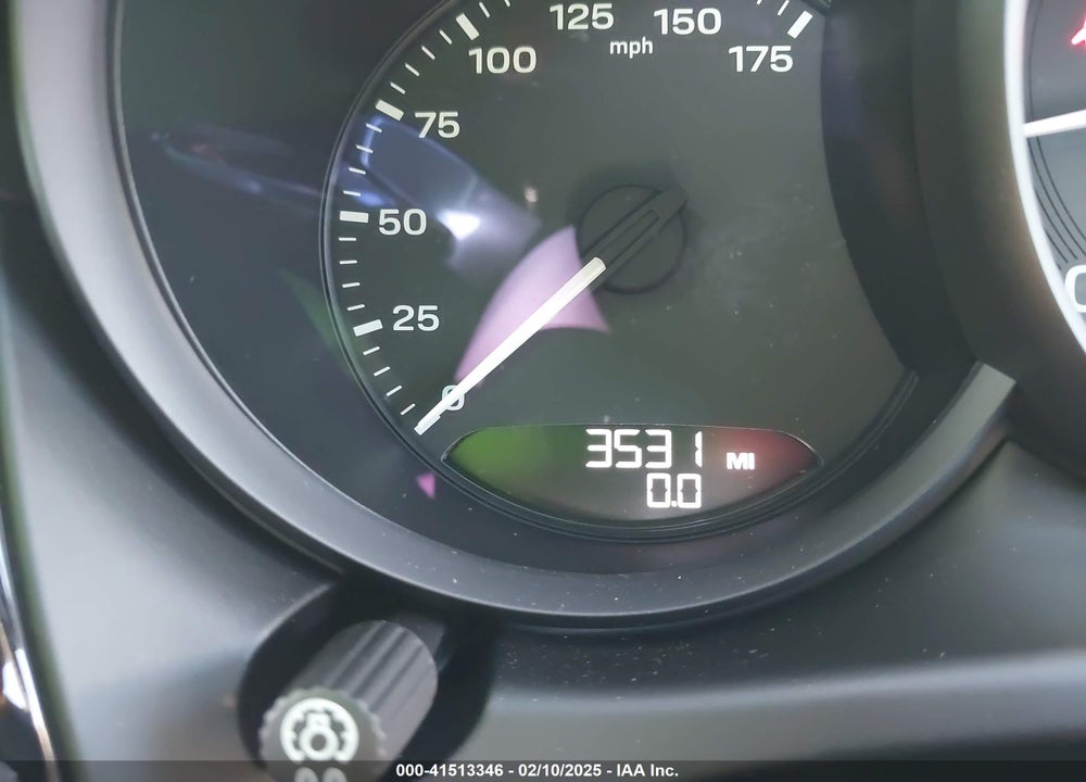 2024 PORSCHE MACAN BASE (PDK)/T VIN: WP1AA2A55RLB19440