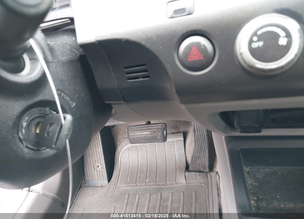 2006 HONDA CIVIC VIN: 1HGFA16856L070760