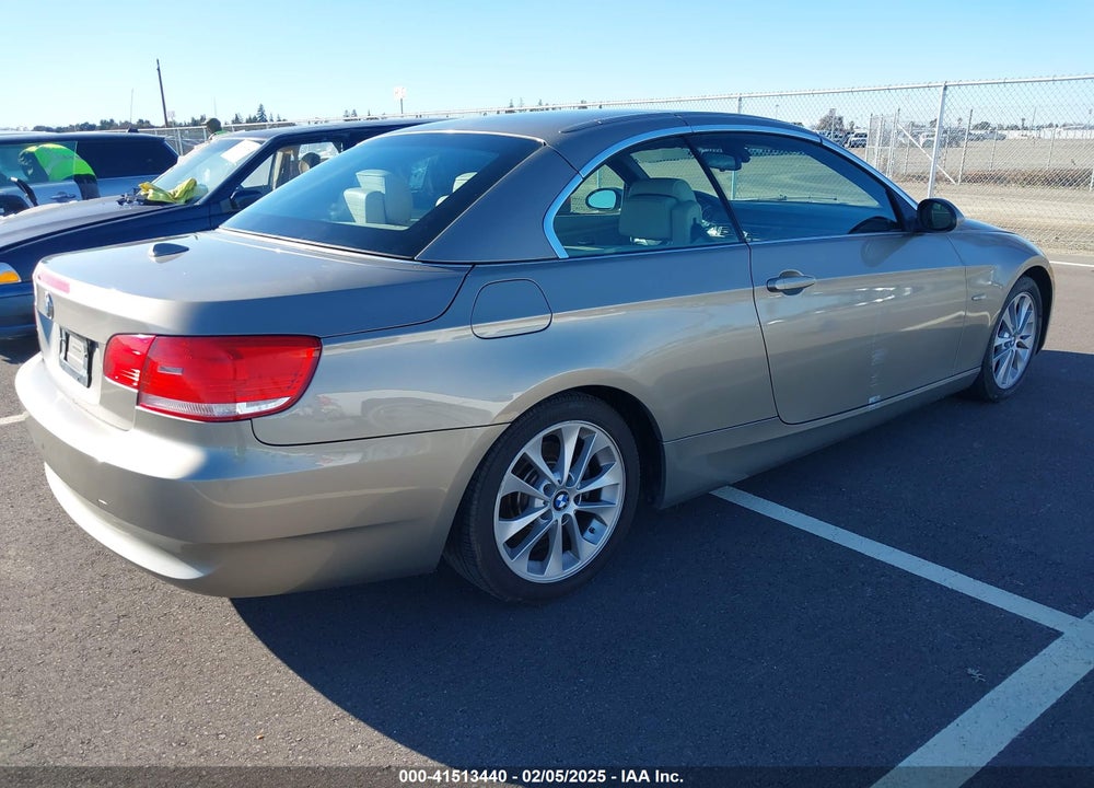 2009 BMW 328 VIN: WBAWR33569P461262