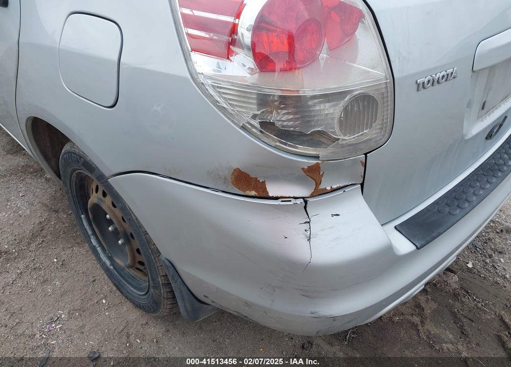 2005 TOYOTA MATRIX VIN: 2T1KR32E55C374884