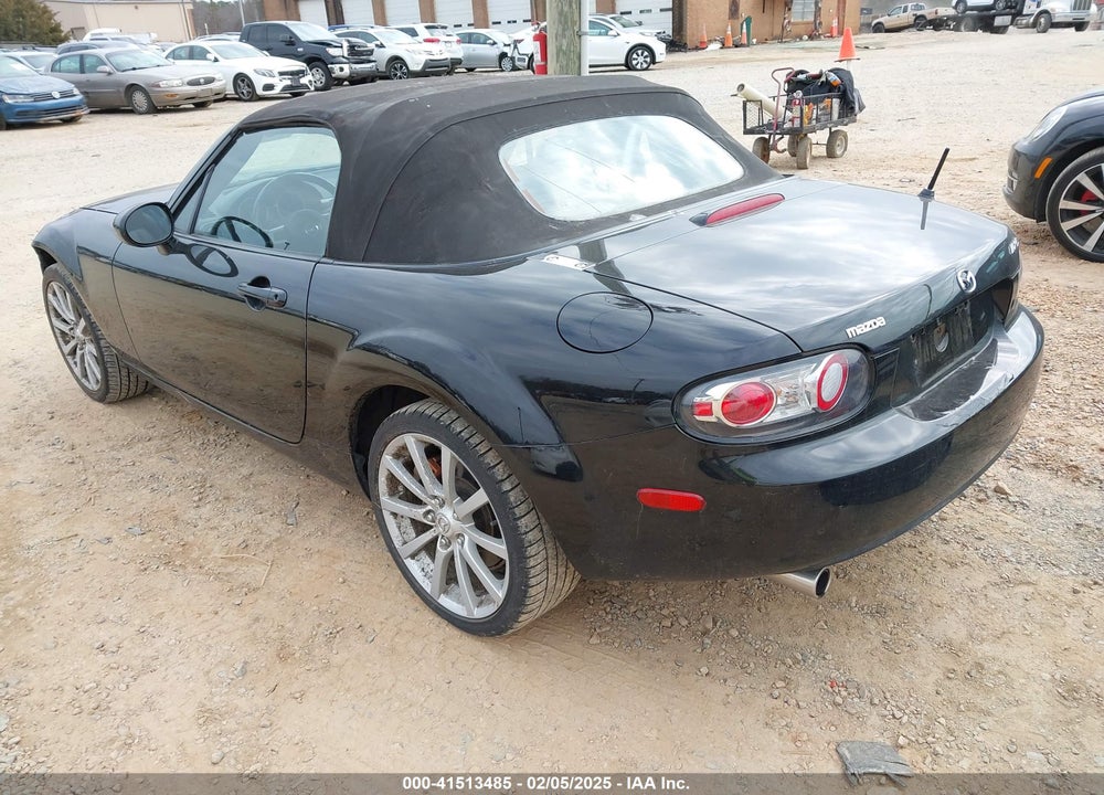 2006 MAZDA MX-5 GRAND TOURING VIN: JM1NC25F260109770