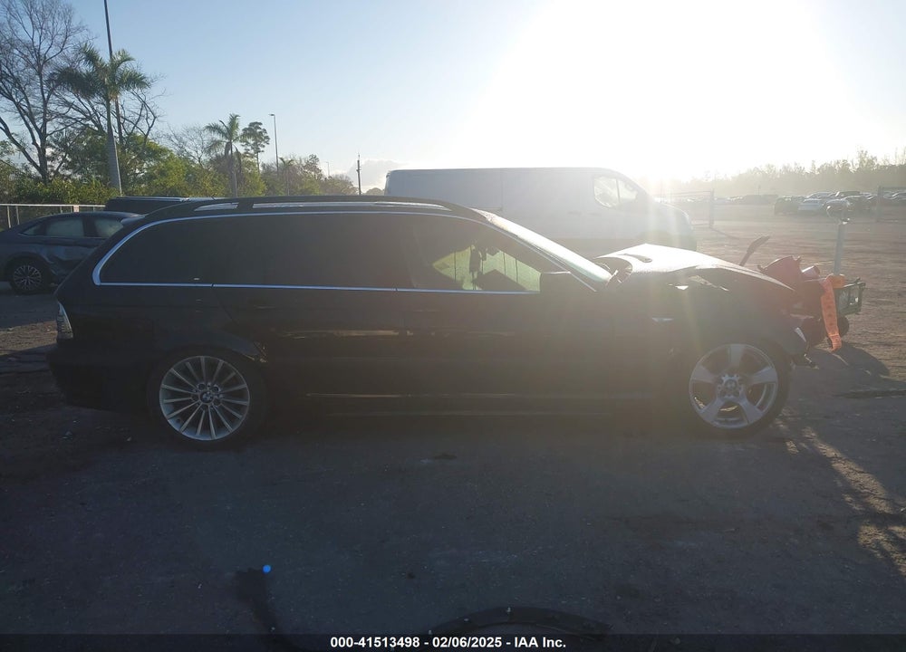 2004 BMW 325IT VIN: WBAEN33454PC12753