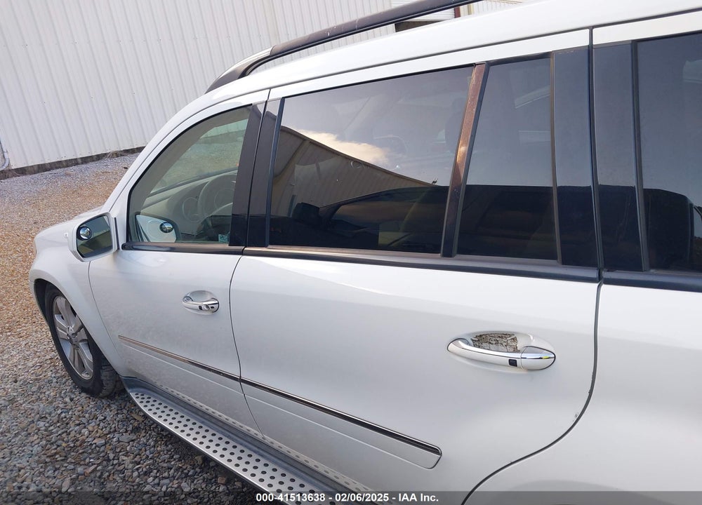 2009 MERCEDES-BENZ GL 450 4MATIC VIN: 4JGBF71E79A478283
