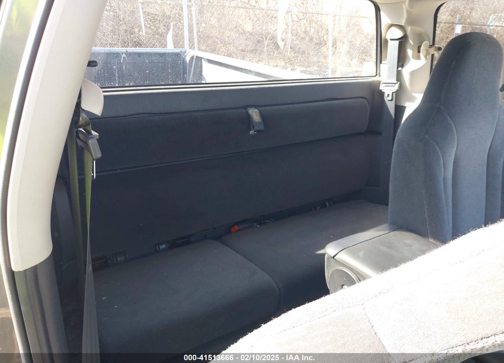 2004 DODGE DAKOTA SLT VIN: 1D7GL42KX4S641717