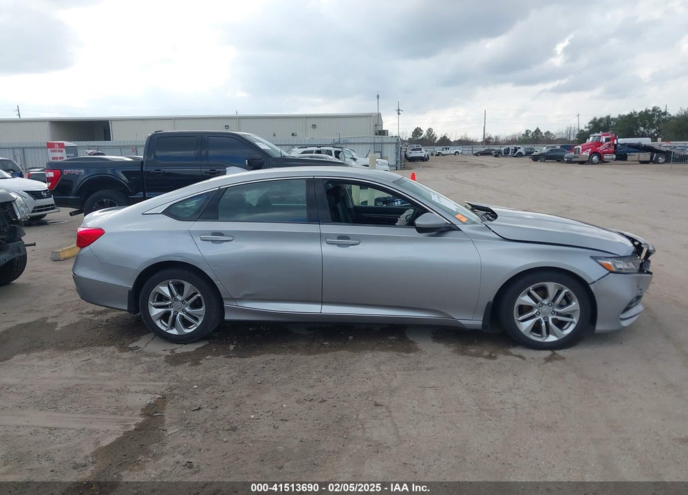 2019 HONDA ACCORD VIN: 1HGCV1F13KA072068