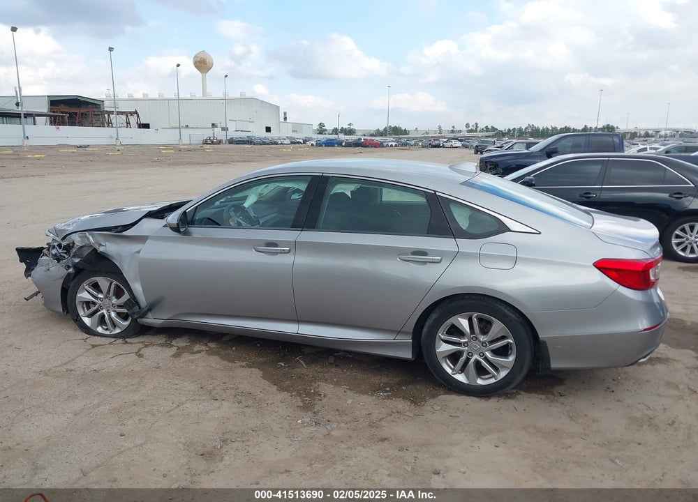 2019 HONDA ACCORD VIN: 1HGCV1F13KA072068