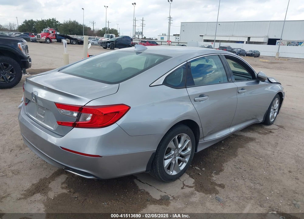 2019 HONDA ACCORD VIN: 1HGCV1F13KA072068