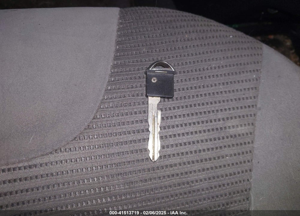 2010 NISSAN SENTRA VIN: 3N1AB6AP3AL724057