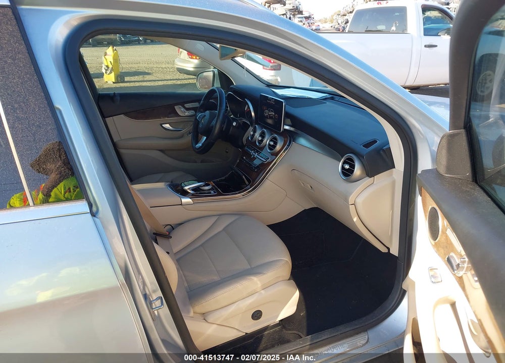 2016 MERCEDES-BENZ GLC 300 VIN: WDC0G4JB6GF091201