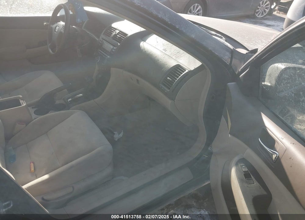 2005 HONDA ACCORD 2.4 LX VIN: 1HGCM56405A119954