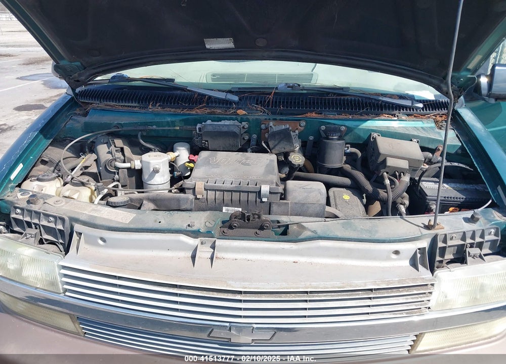 2002 CHEVROLET ASTRO LS VIN: 1GNDM19X12B109545