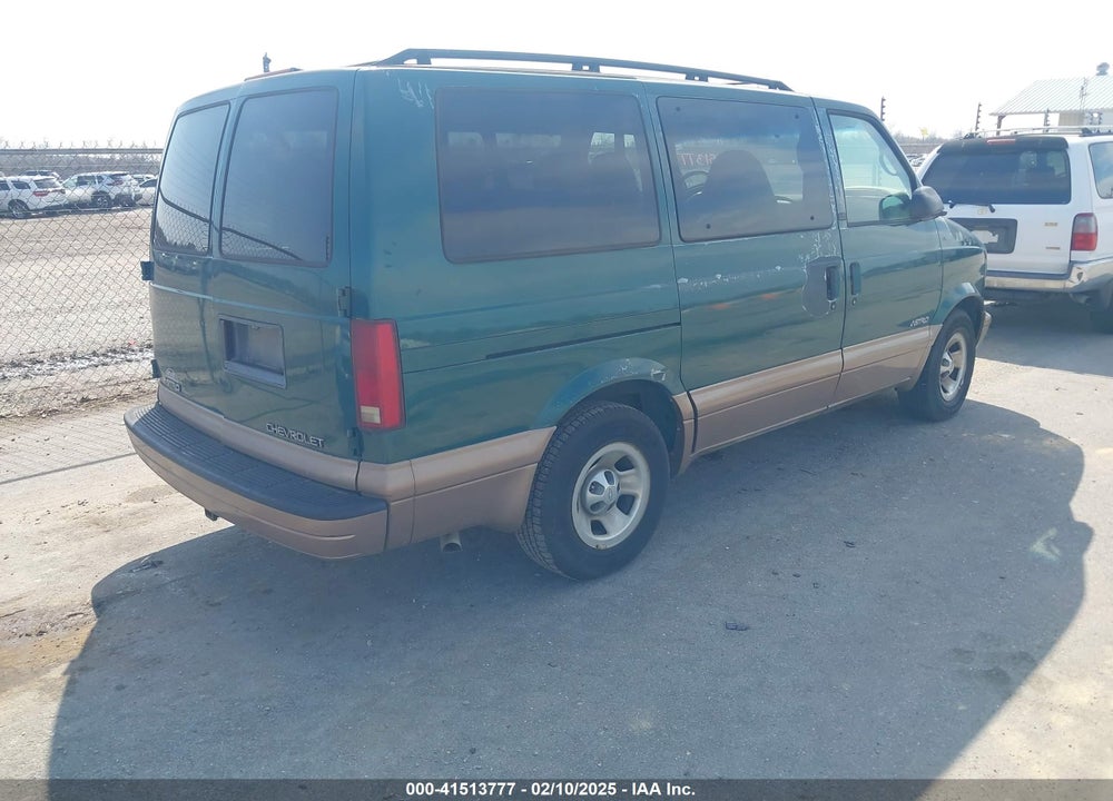 2002 CHEVROLET ASTRO LS VIN: 1GNDM19X12B109545