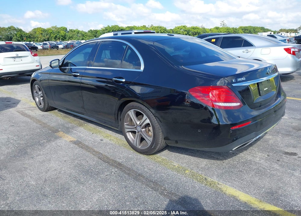 2017 MERCEDES-BENZ E 300 VIN: WDDZF4JB8HA083895