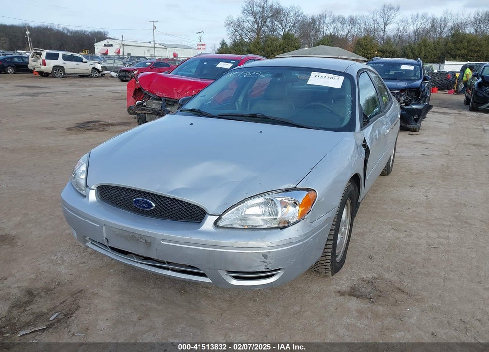 2005 FORD TAURUS SE VIN: 1FAFP53235A260576