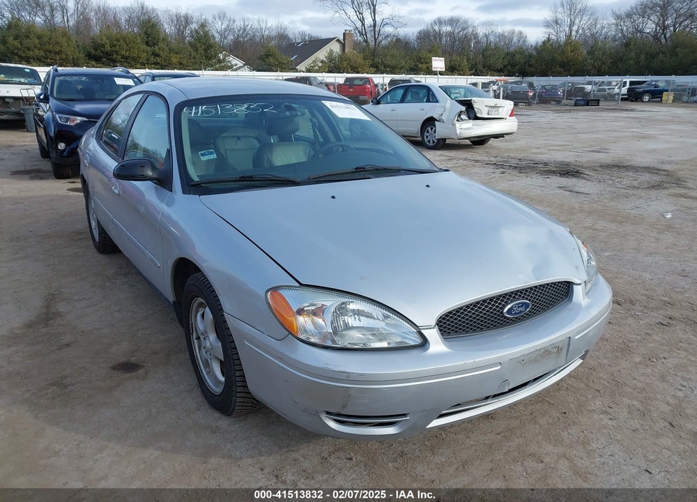 2005 FORD TAURUS SE VIN: 1FAFP53235A260576