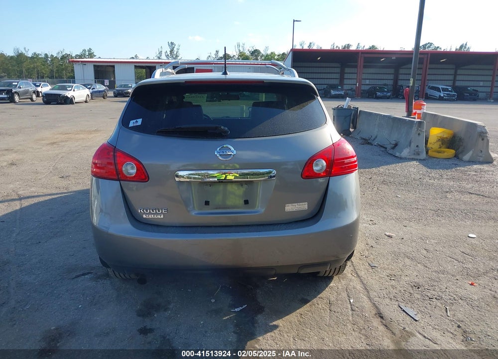 2015 NISSAN ROGUE SELECT VIN: JN8AS5MT5FW669018