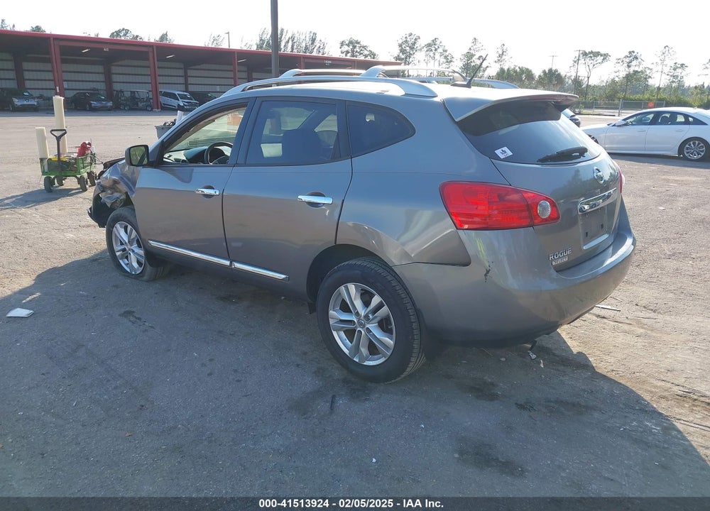 2015 NISSAN ROGUE SELECT VIN: JN8AS5MT5FW669018