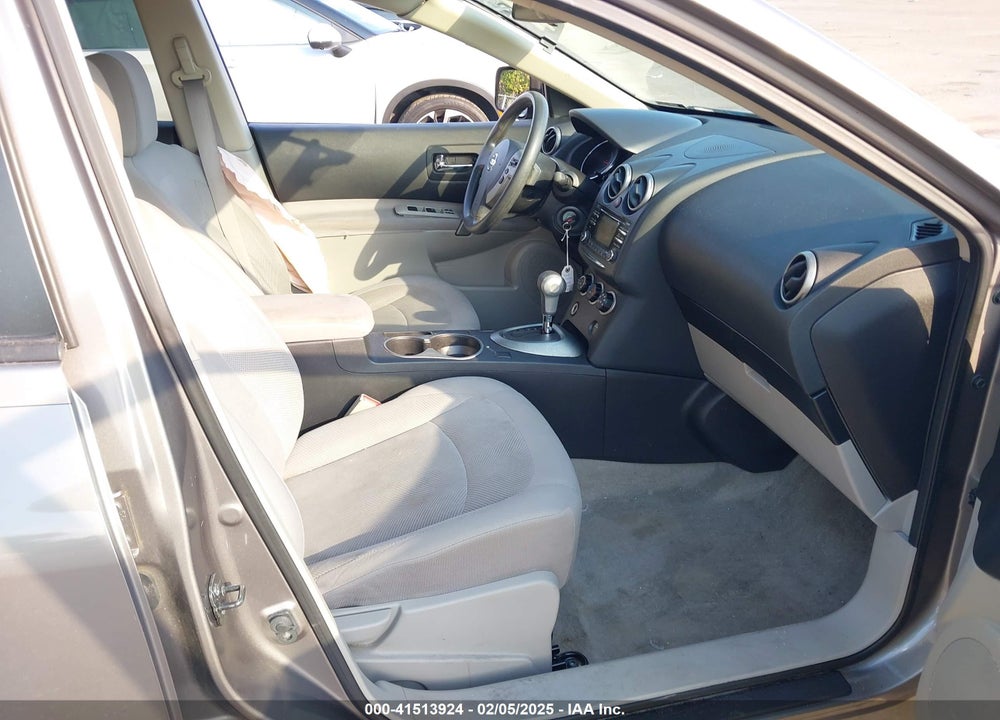 2015 NISSAN ROGUE SELECT VIN: JN8AS5MT5FW669018