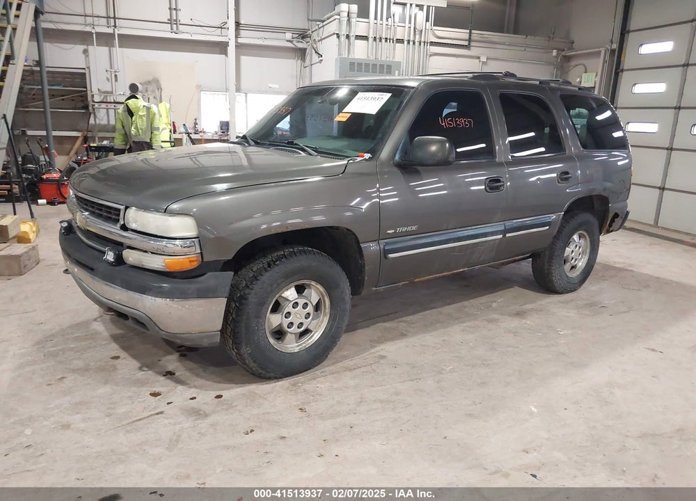 2001 CHEVROLET TAHOE LS VIN: 1GNEK13T11J227454