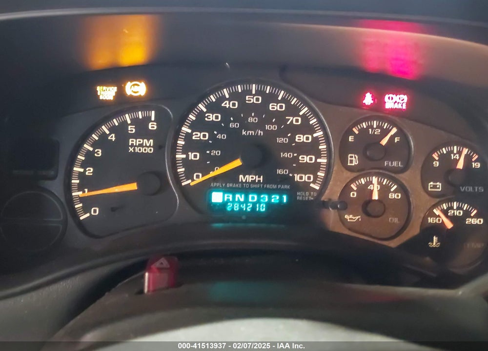 2001 CHEVROLET TAHOE LS VIN: 1GNEK13T11J227454
