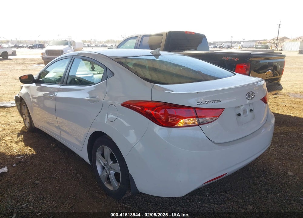 2013 HYUNDAI ELANTRA VIN: 5NPDH4AE0DH185722