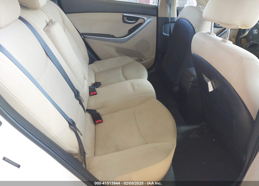 2013 HYUNDAI ELANTRA VIN: 5NPDH4AE0DH185722