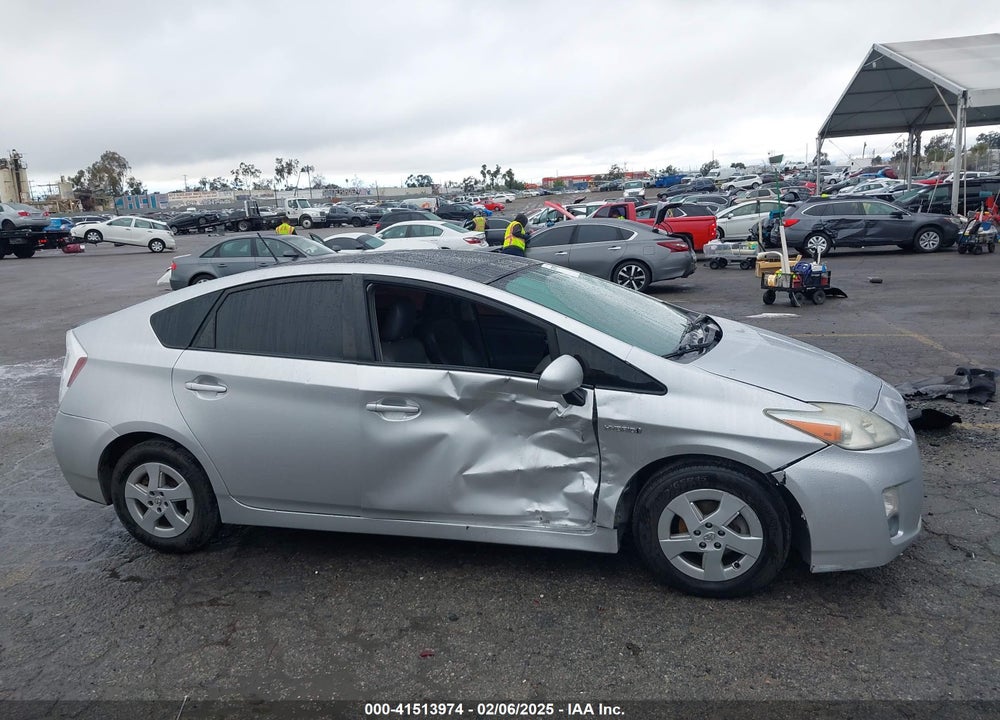 2011 TOYOTA PRIUS VIN: JTDKN3DU3B1452918