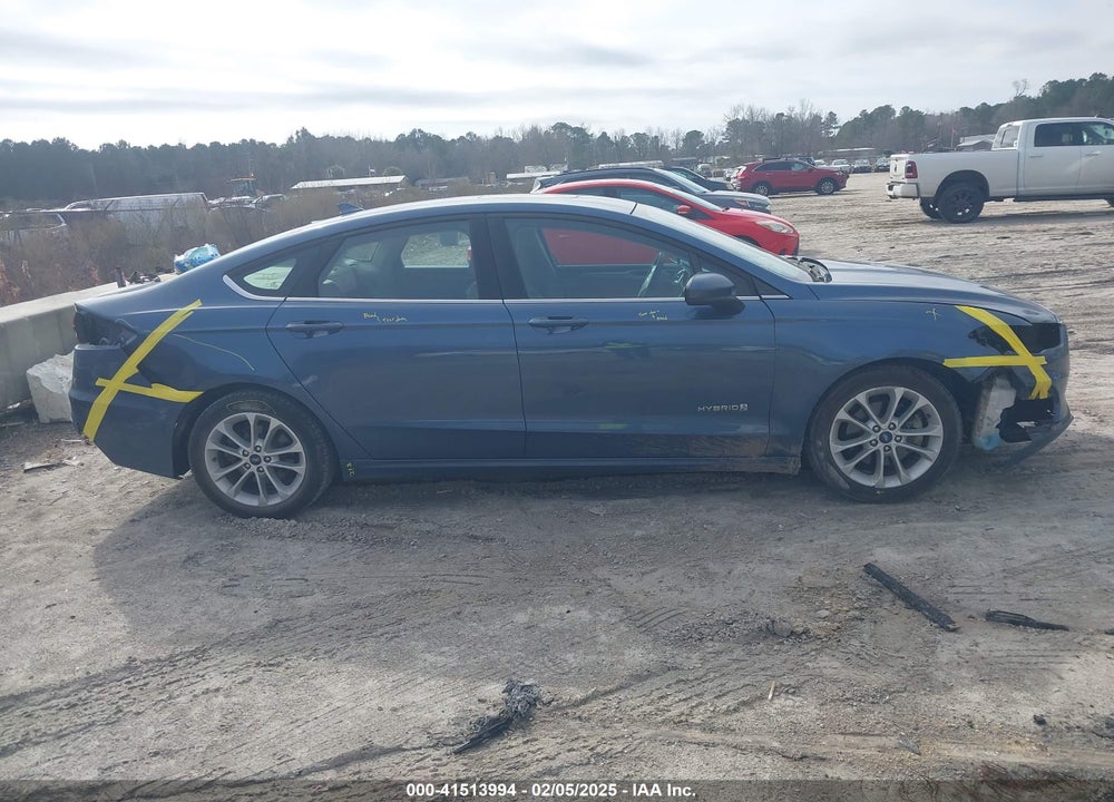 2019 FORD FUSION VIN: 3FA6P0LU3KR243704