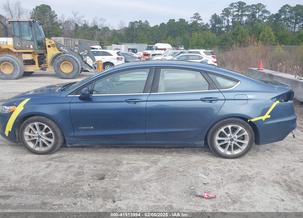 2019 FORD FUSION VIN: 3FA6P0LU3KR243704