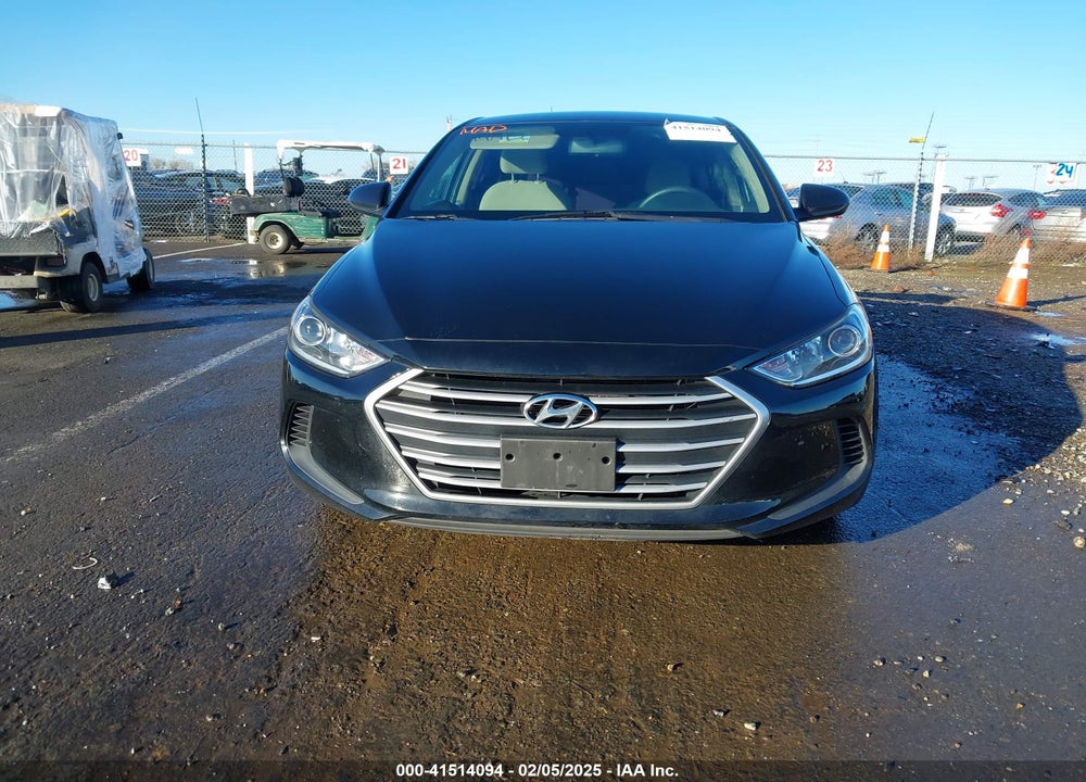 2017 HYUNDAI ELANTRA VIN: KMHD84LF0HU164379
