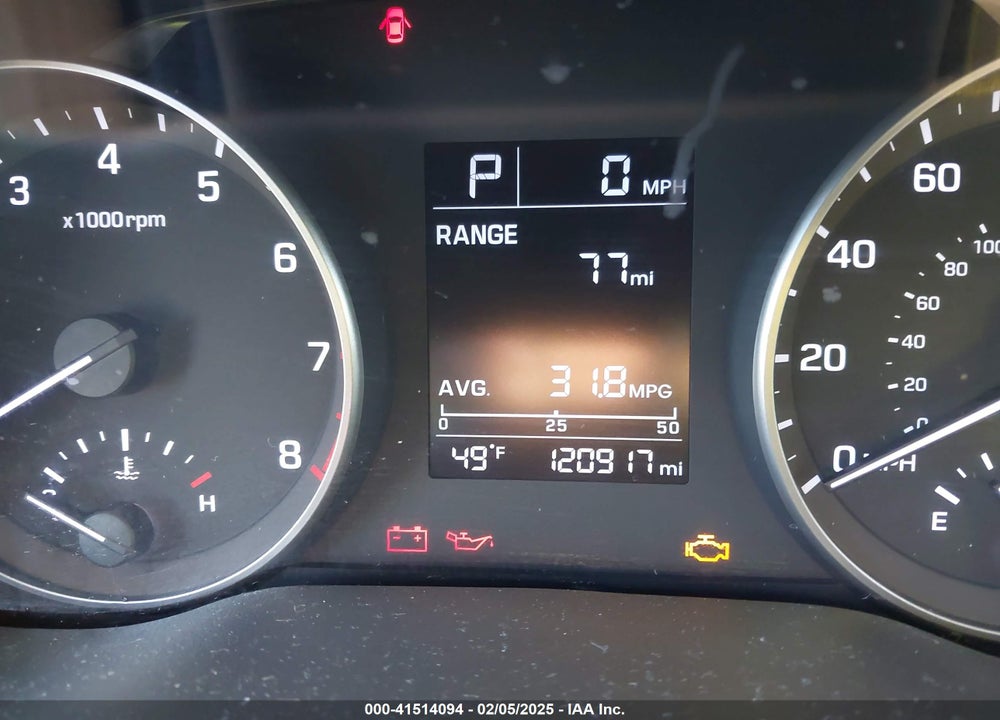 2017 HYUNDAI ELANTRA VIN: KMHD84LF0HU164379